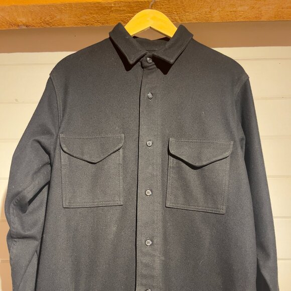 Filson Jac Shirt Navy Size 40 Great Condition!! - Picture 1 of 10
